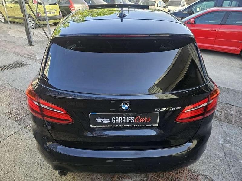 Usado BMW 225 Active Tourer iPerformance 224 HP (164 kW) 2018 Preto Monovolume