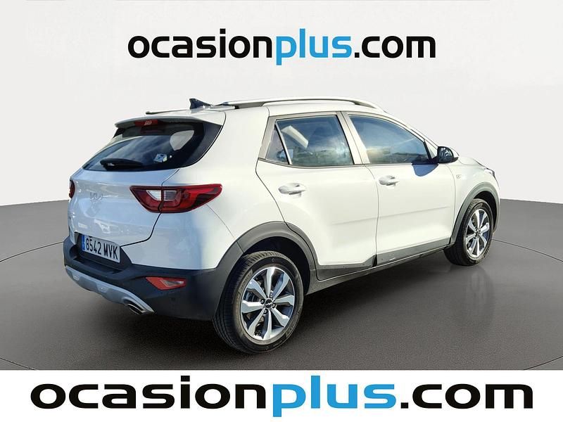 Usado Kia Stonic 100 CV (73 kW) 2024 Blanco SUV