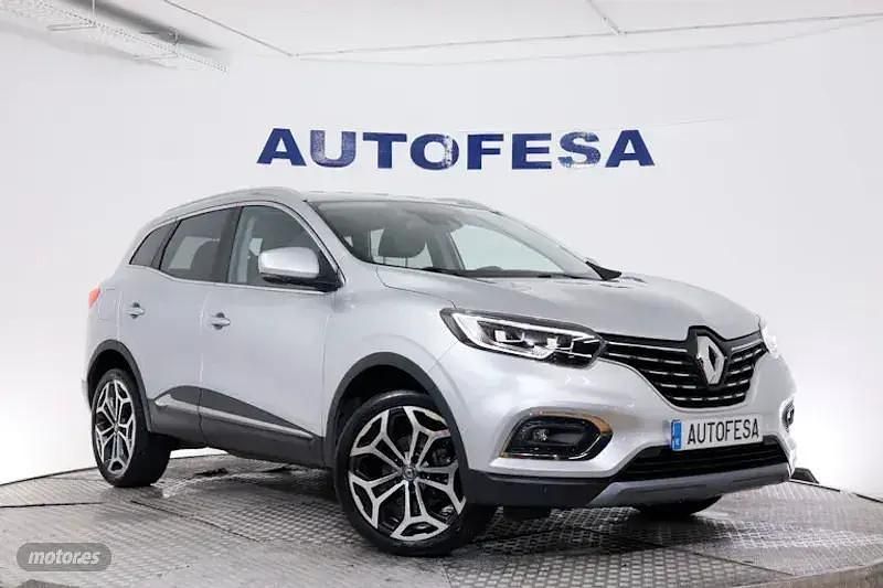 Usado Renault Kadjar Techno 140 CV (102 kW) 2022 Plateado SUV