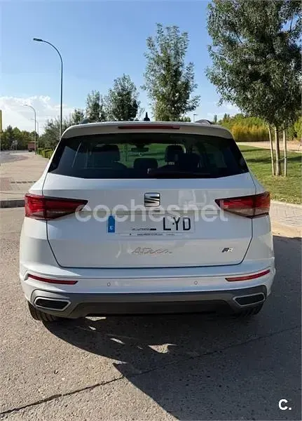 Usado Seat Ateca FR 150 CV (110 kW) 2022 Blanco SUV