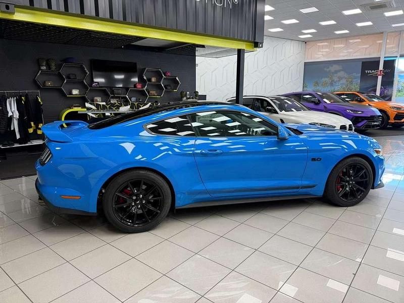 Usado Ford Mustang GT Fastback 419 CV (308 kW) 2018 Azul Coupe