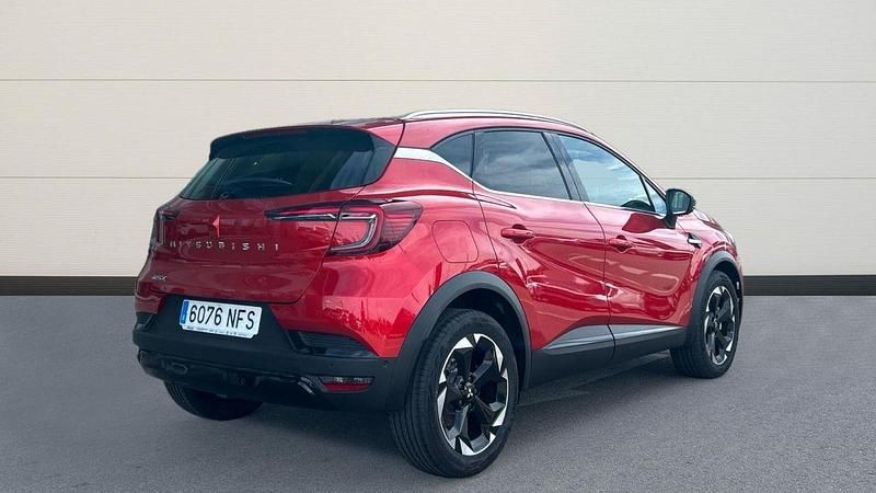 Usado Mitsubishi ASX 158 CV (116 kW) 2025 Rojo SUV