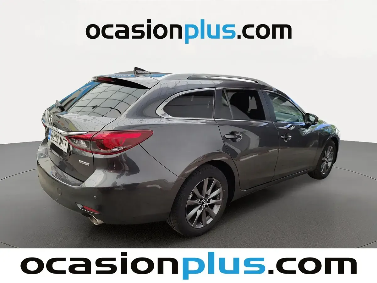 Usado Mazda 6 Center-Line 165 CV (121 kW) 2023 Gris Familiar