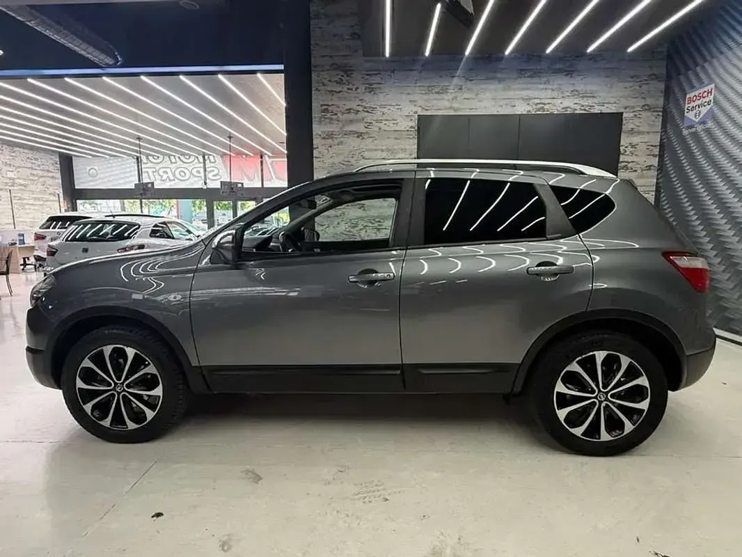 Usado Nissan Qashqai S 117 CV (86 kW) 2012 Gris SUV