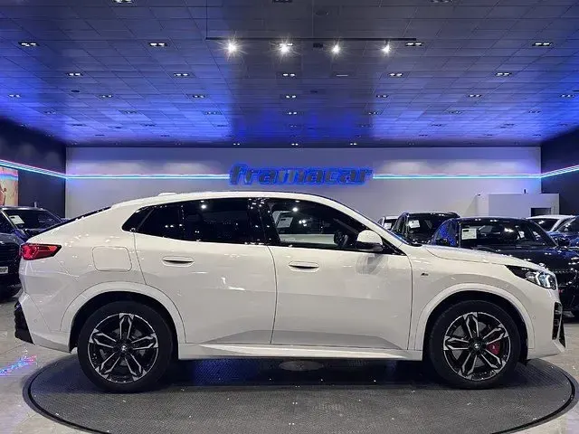 Usado BMW 120 163 CV (119 kW) 2025 Blanco Utilitario