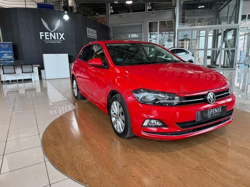 Usado VW Polo Advance 95 CV (69 kW) 2017 Rojo Berlina