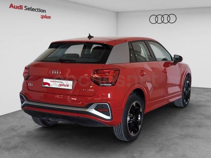 Usado Audi Q2 S-Line 116 CV (85 kW) 2025 Rojo SUV