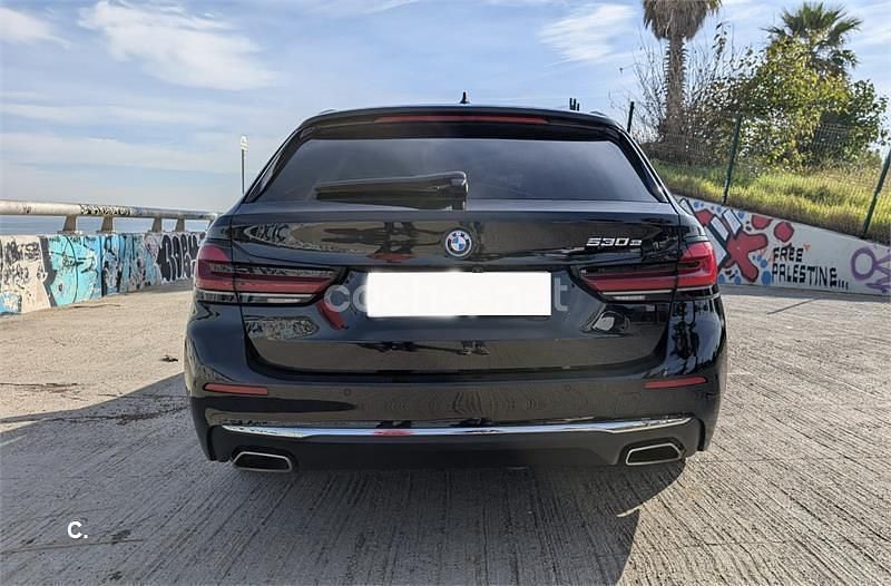 Usado BMW 530e Luxury Line 292 CV (214 kW) 2021 Negro Familiar