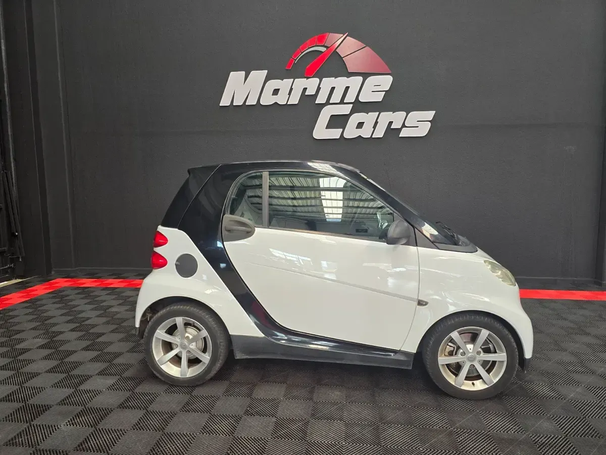 Usado Smart ForTwo Coupé Passion 71 CV (52 kW) 2008 Blanco Coupe