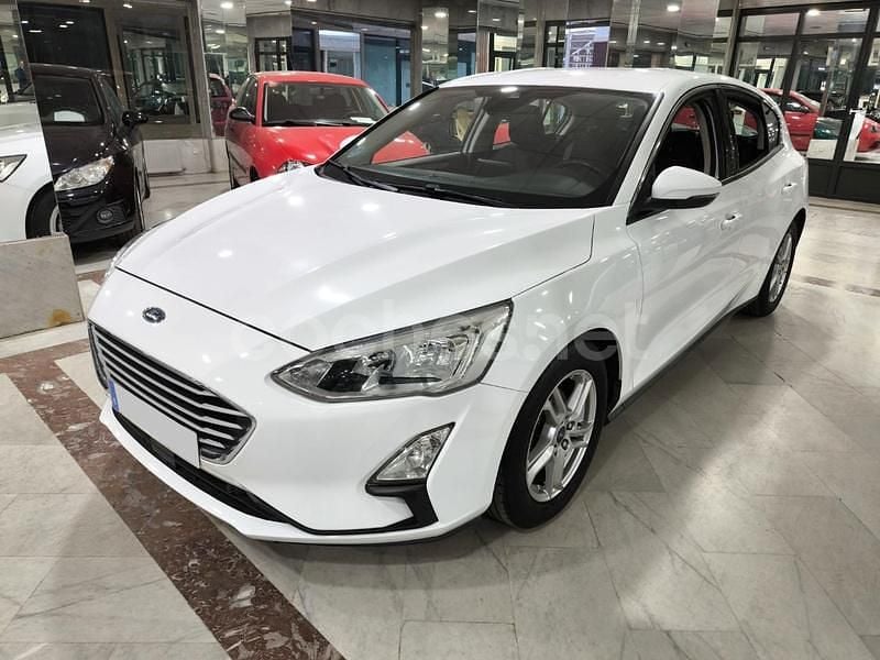 Blanco Usado 2020 Ford Focus Trend Berlina | 9500 € (Buen precio) - Imagen 1/4