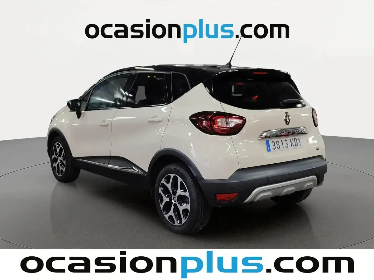 Usado Renault Captur Zen 90 CV (66 kW) 2017 Blanco SUV