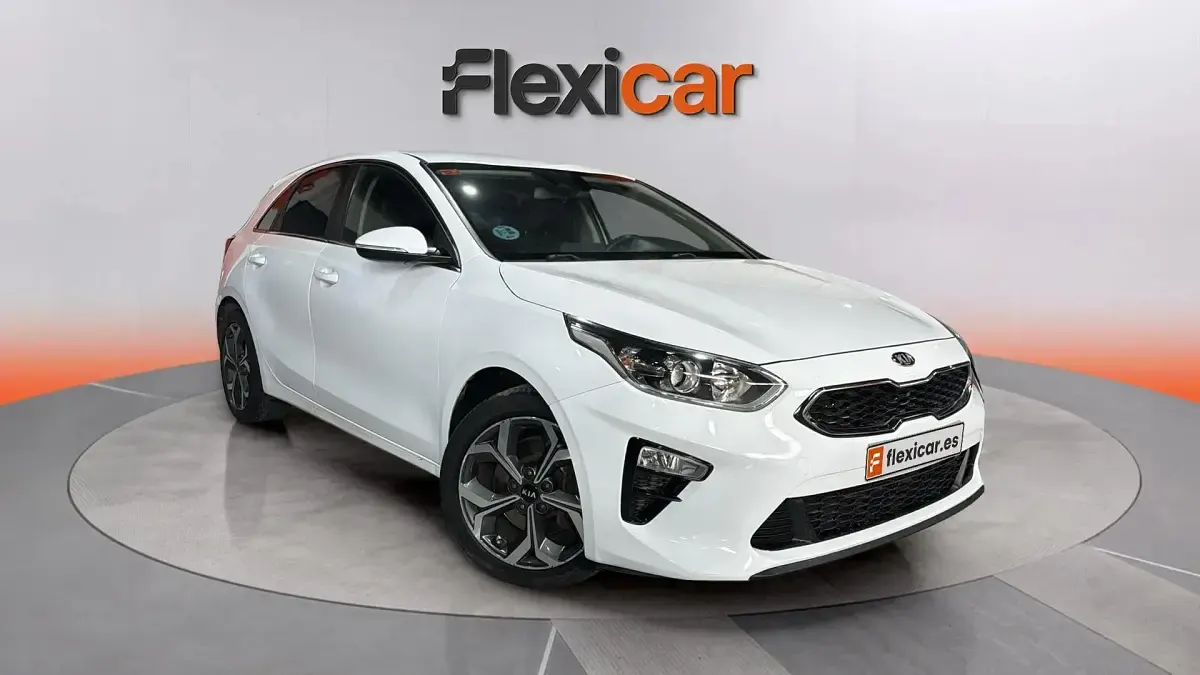 Käytetty Kia Ceed 136 HP (100 kW) 2019 Viistoperä