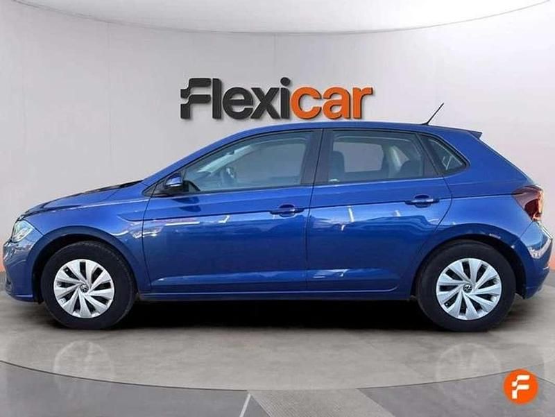 Usado VW Polo Life 95 CV (69 kW) 2022 Azul Utilitario