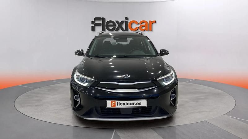 Usado Kia Stonic 101 CV (74 kW) 2021 Negro SUV