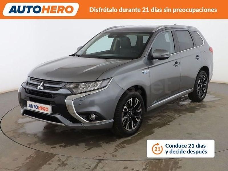 Usado Mitsubishi Outlander P-HEV 203 CV (149 kW) 2018 Gris SUV