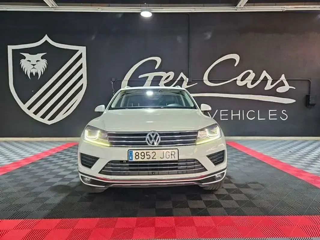 Usado VW Touareg Terrain Tech 262 CV (192 kW) 2015 Blanco SUV