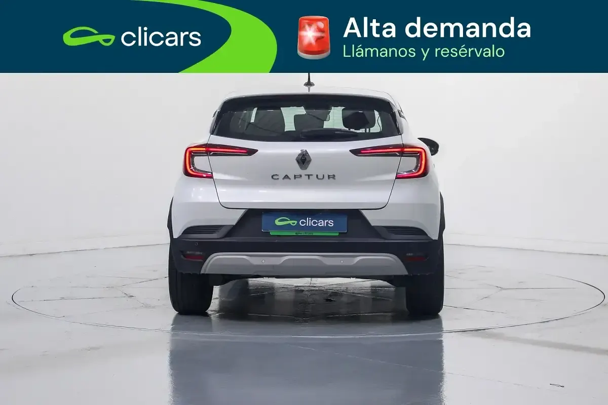 Usado Renault Captur Intens 140 CV (102 kW) 2022 Blanco SUV