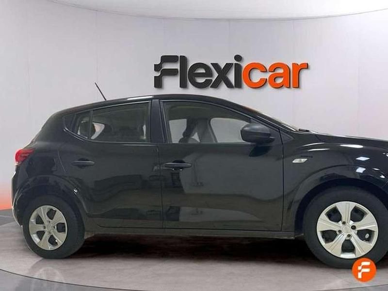 Usado Dacia Sandero Essentiel 101 CV (74 kW) 2024 Negro Utilitario