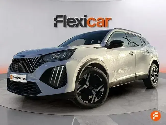 Usado Peugeot 2008 Allure 100 CV (73 kW) 2024 Blanco SUV
