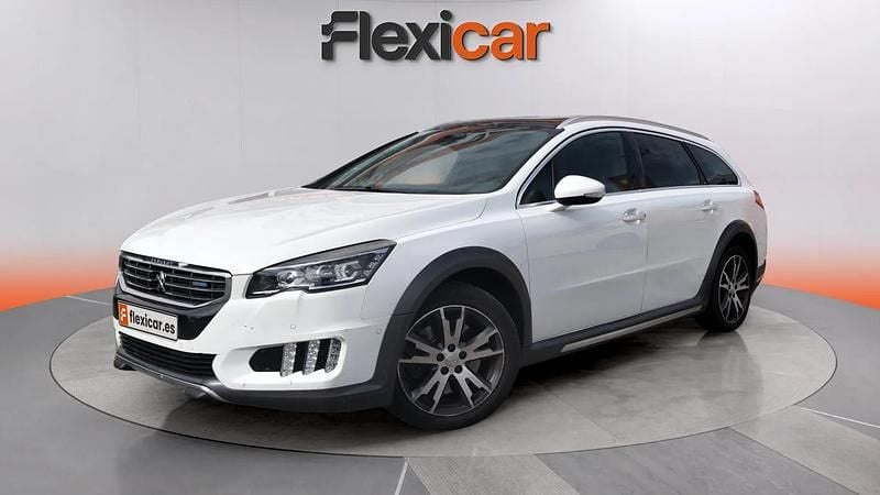 Usado Peugeot 508 RXH 181 CV (133 kW) 2016 Blanco Familiar