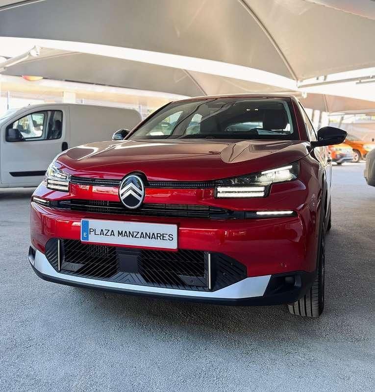 Nuevo Citroën C4 Business Class 145 CV (106 kW) 2025 Rojo Utilitario
