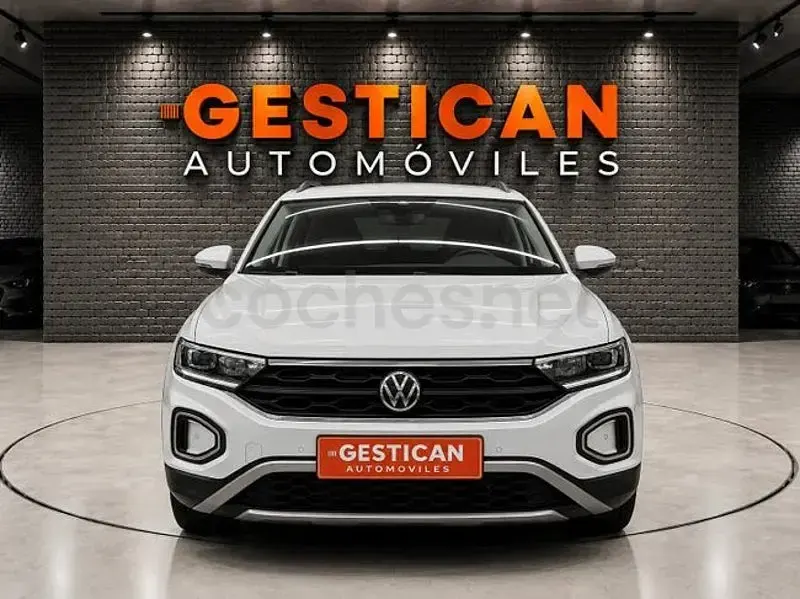 Usado VW T-Roc Life 110 CV (80 kW) 2023 Blanco SUV