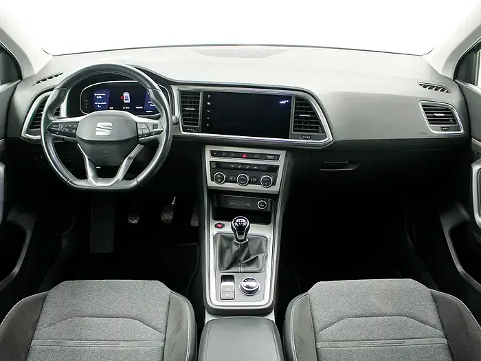 Usado Seat Ateca 150 CV (110 kW) 2022 Gris SUV