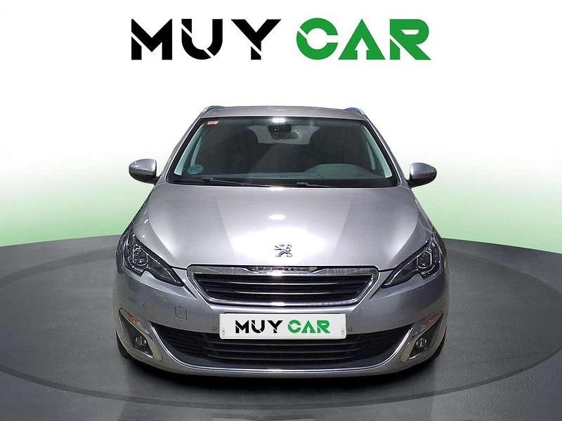Usado Peugeot 308 SW Allure 120 CV (88 kW) 2017 Gris Familiar