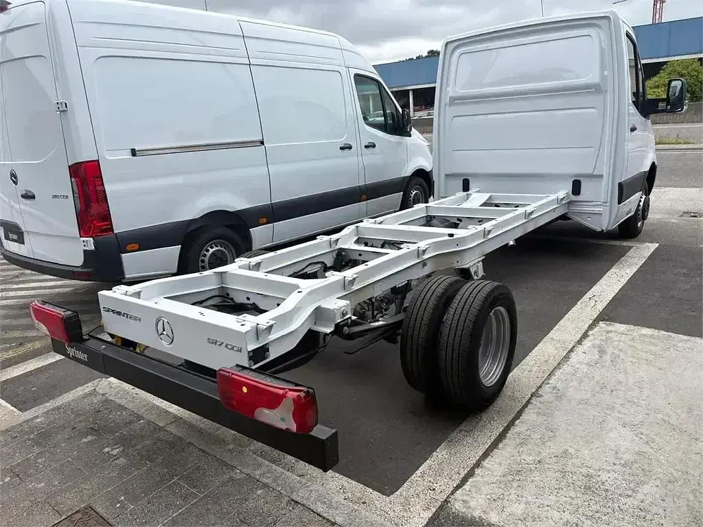 Nuevo Mercedes Sprinter 170 CV (125 kW) 2026 Blanco Van
