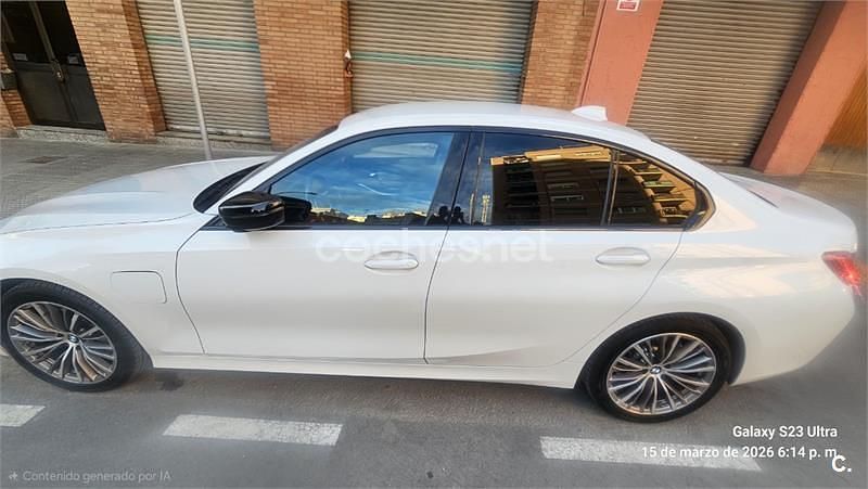 Usado BMW 330e Comfort Edition 292 CV (214 kW) 2021 Blanco Berlina