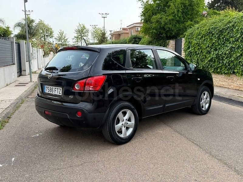 Usado Nissan Qashqai Acenta 106 CV (77 kW) 2007 Negro SUV