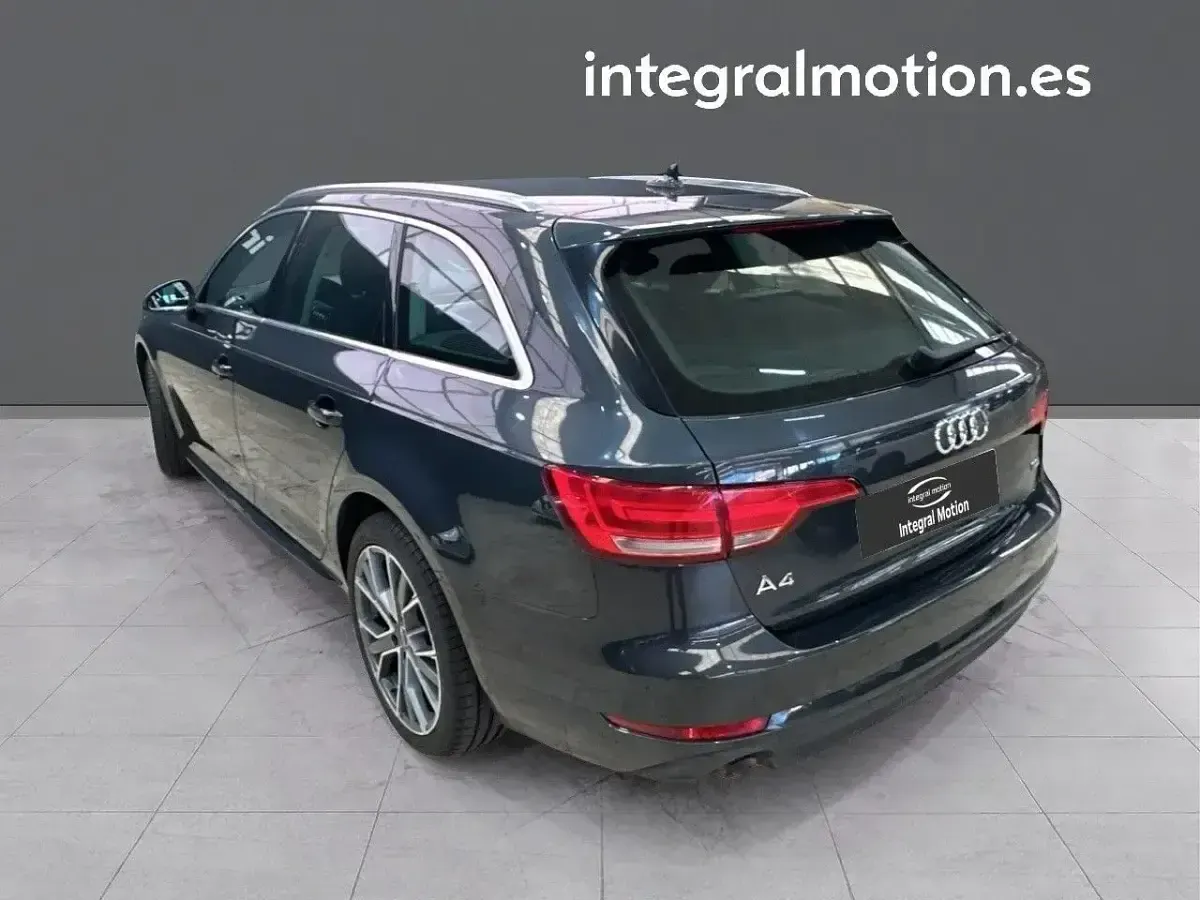 Usado Audi A4 Premium 149 CV (109 kW) 2016 Negro Familiar
