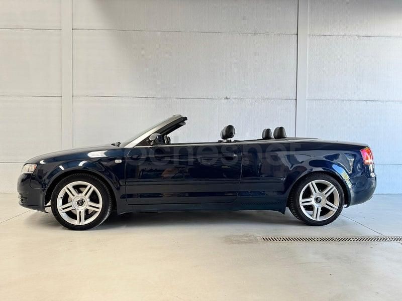 Usado Audi A4 Cabriolet 163 CV (119 kW) 2006 Azul Descapotable