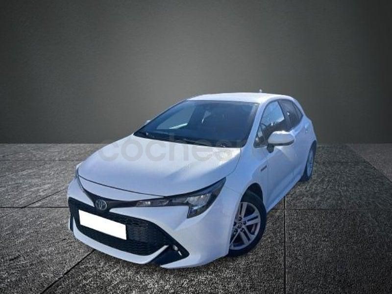 Usado Toyota Corolla Active 122 CV (89 kW) 2021 Blanco Berlina