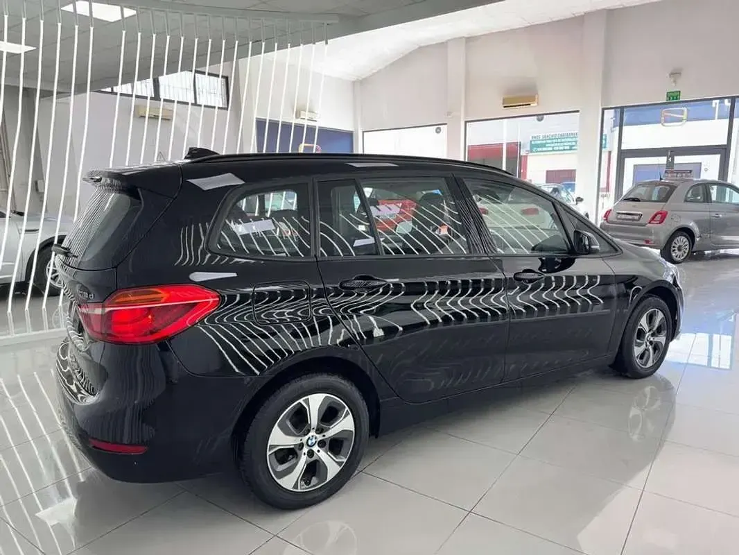 Usado BMW 218 Sport Line 150 CV (110 kW) 2017 Negro Monovolumen