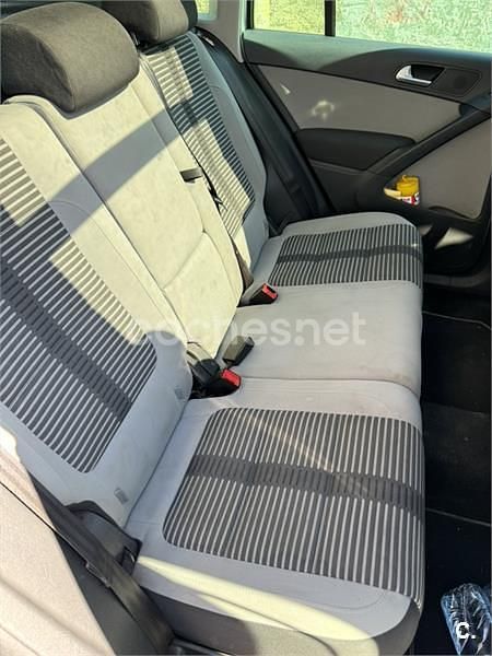 Usado VW Tiguan Advance 140 CV (102 kW) 2010 Gris / plata SUV