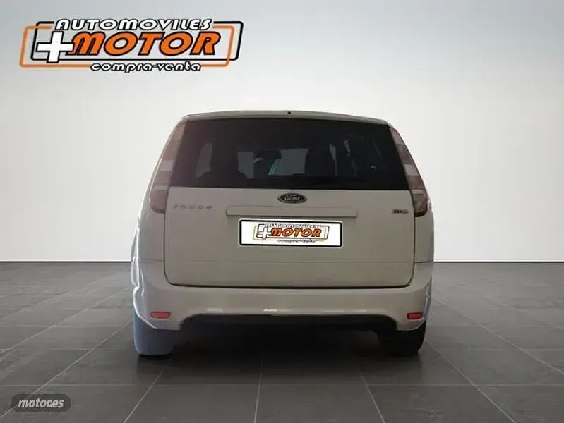 Usado Ford Focus Trend 116 CV (85 kW) 2009 Blanco Utilitario