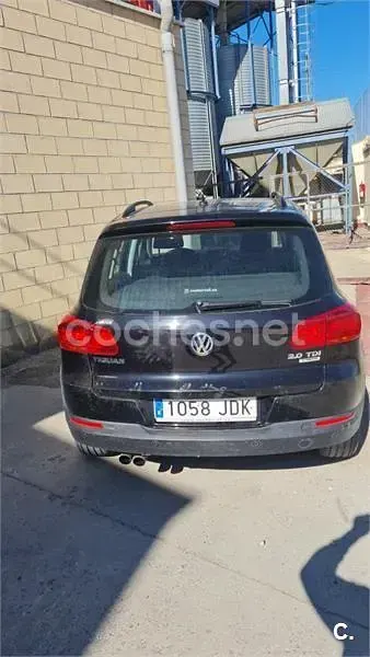Usado VW Tiguan 140 CV (102 kW) 2015 Negro SUV