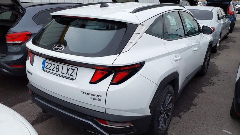 Usado Hyundai Tucson 136 CV (100 kW) 2022 Blanco SUV