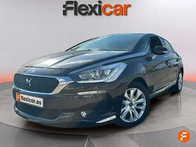 Usado DS Automobiles DS5 Design 120 CV (88 kW) 2016 Azul Utilitario