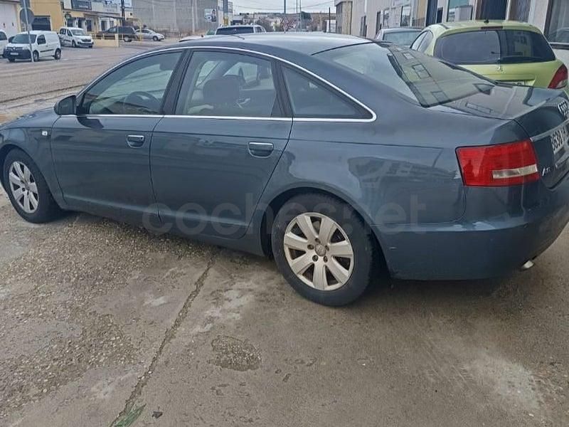 Usado Audi A6 180 CV (132 kW) 2006 Gris / plata Berlina