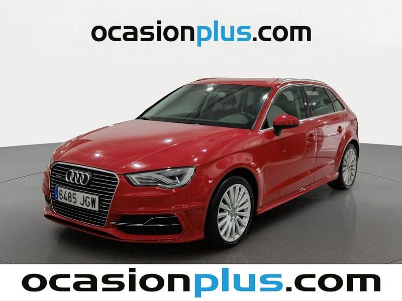 Rojo Usado 2015 Audi A3 Sportback Utilitario | 18.510 € (Caro) - Imagen 1/4
