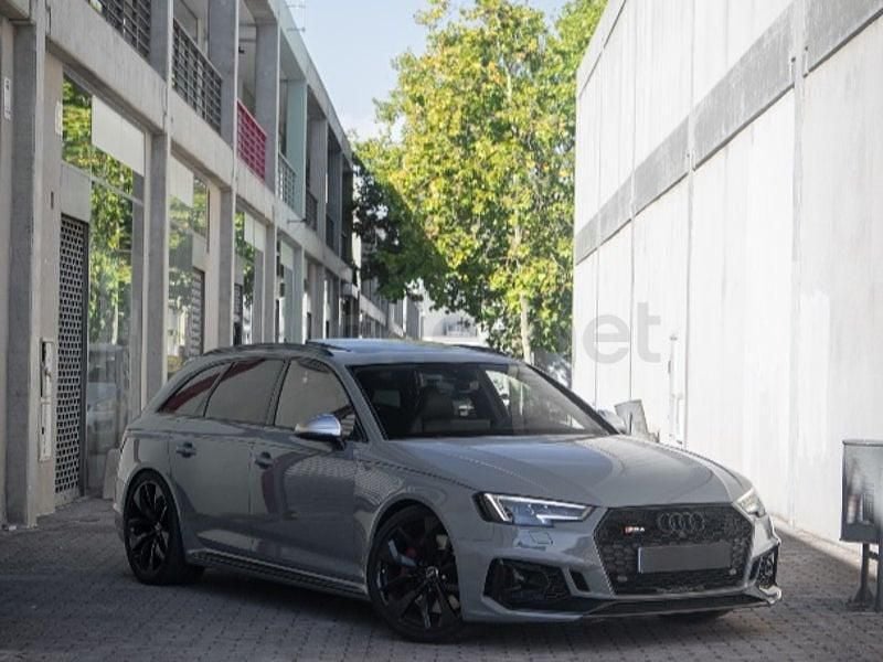 Usado Audi RS4 450 CV (330 kW) 2018 Gris / plata Familiar