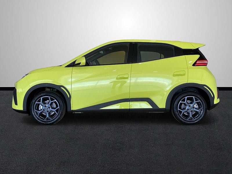 Nuevo BYD Dolphin Surf Boost 64 kW (88 CV) 2026 Amarillo Utilitario