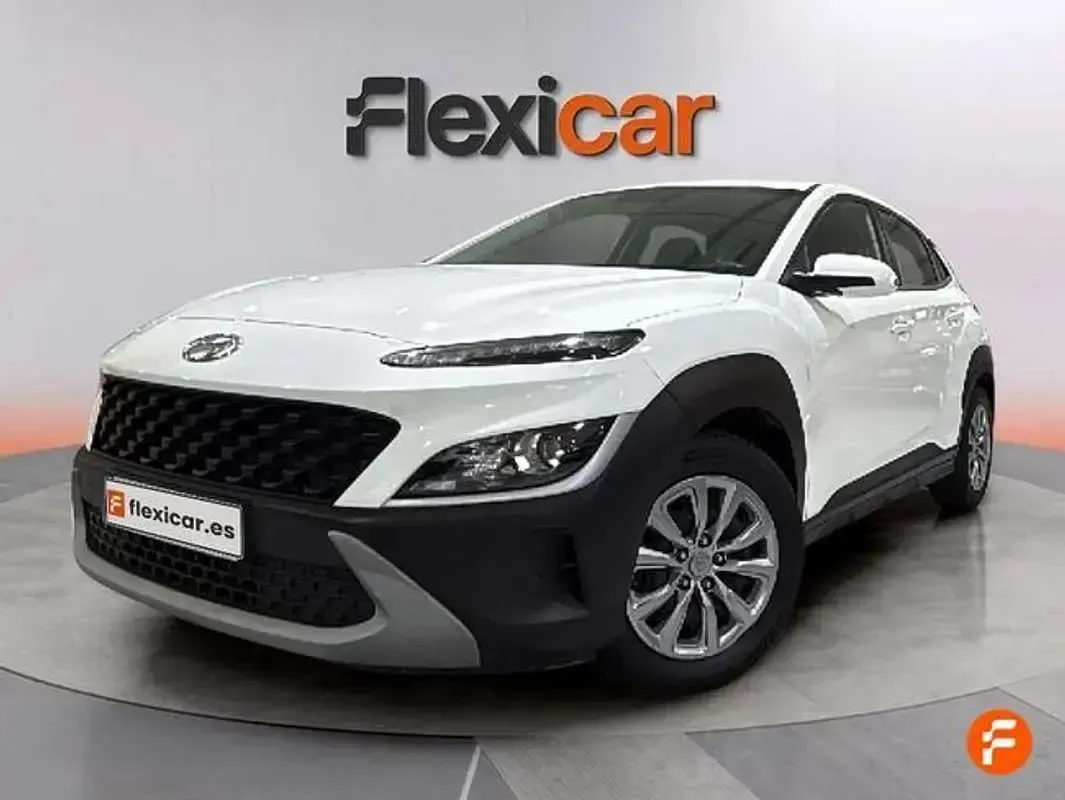 Usado Hyundai Kona 120 CV (88 kW) 2021 Blanco SUV