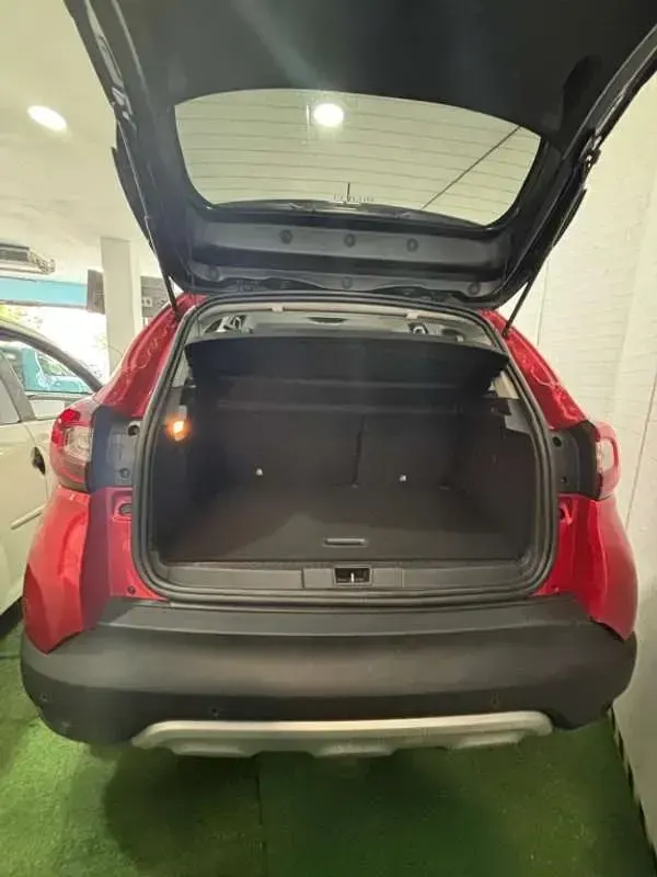Usado Renault Captur Intens 90 CV (66 kW) 2018 Burdeos SUV