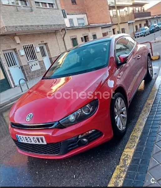 Rojo Usado 2010 VW Scirocco Coupe | 8000 € (Buen precio) - Imagen 1/1