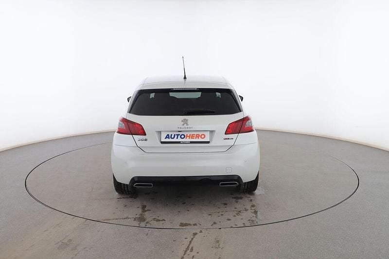 Usado Peugeot 308 GT-line 130 CV (95 kW) 2019 Blanco Utilitario