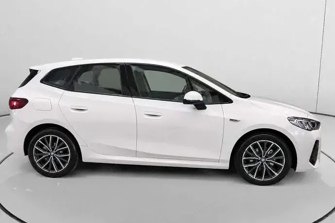 Usado BMW 225 Active Tourer Shadowline 245 CV (180 kW) 2022 Monovolumen