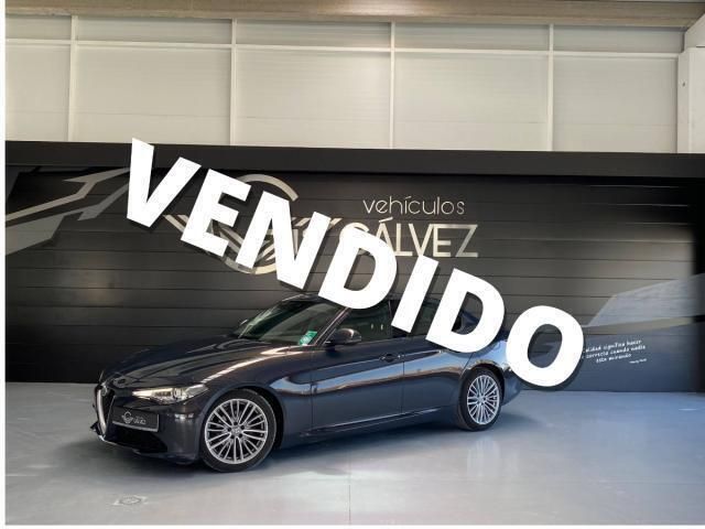 Negro Usado 2017 Alfa Romeo Giulia Super Berlina | 21.000 € (Buen precio) - Imagen 1/4